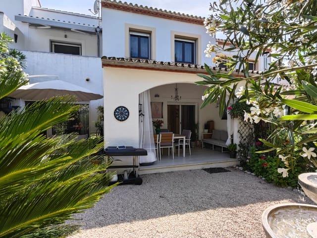Villa en venta en Pedreguer