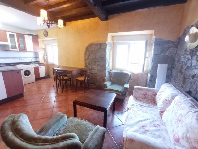 Casa en venta en Pravia, Santianes