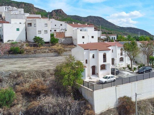 Chalet en venta en Urrácal, Almería
