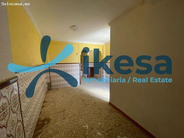 Casa en venta en Villamanrique De La Condesa, Andalucía