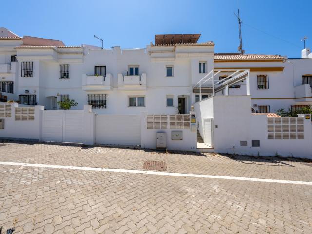 Casa en venta en Villa Blanca, Almería