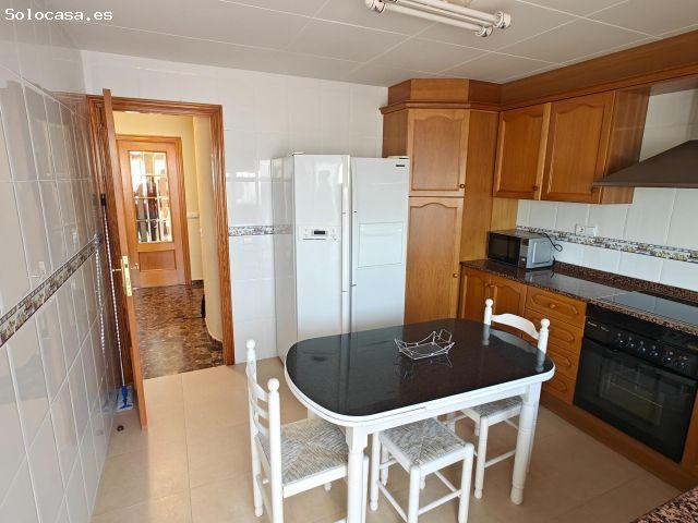 Casa en venta en La Hoya de Buñol, Valencia