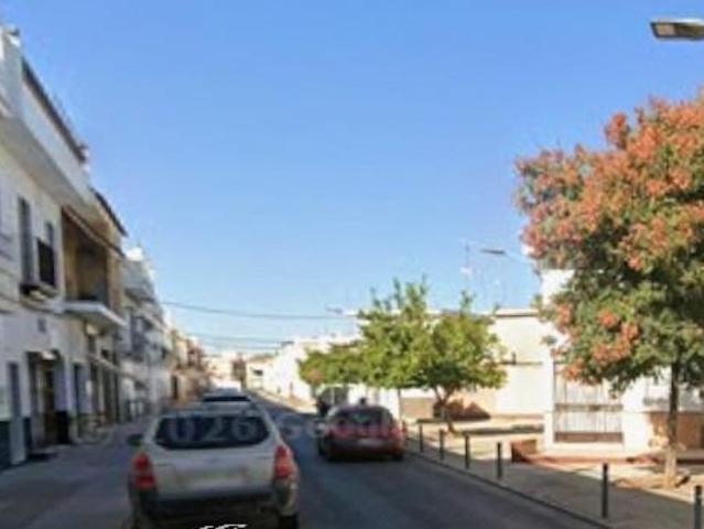 Casa en venta en Utrera, Andalucía