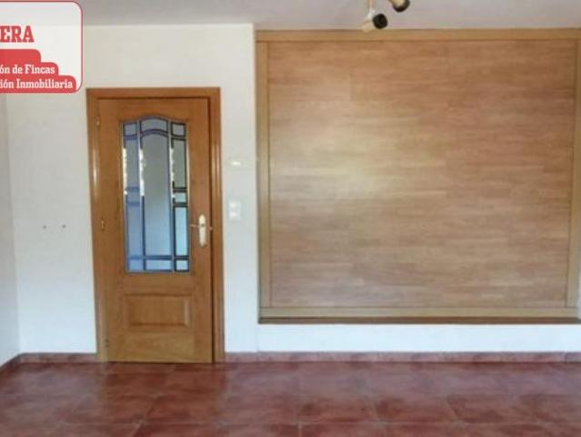 Casa en venta en l'Alt Vinalopó / El Alto Vinalopó, Valencia