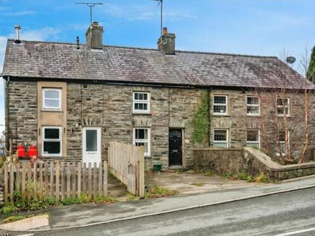 House for sale in Newcastle Emlyn, Sir Gaerfyrddin / Carmarthenshire