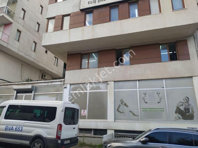Armağanevler Mahallesi, Ümraniye içerisinde kiralık Bina