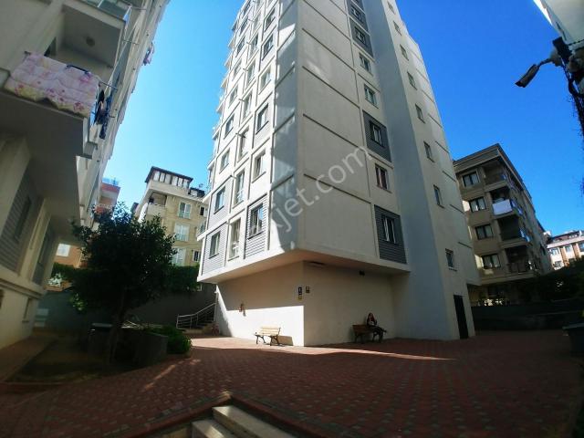 Ümraniye, İstanbul içerisinde kiralık mülk