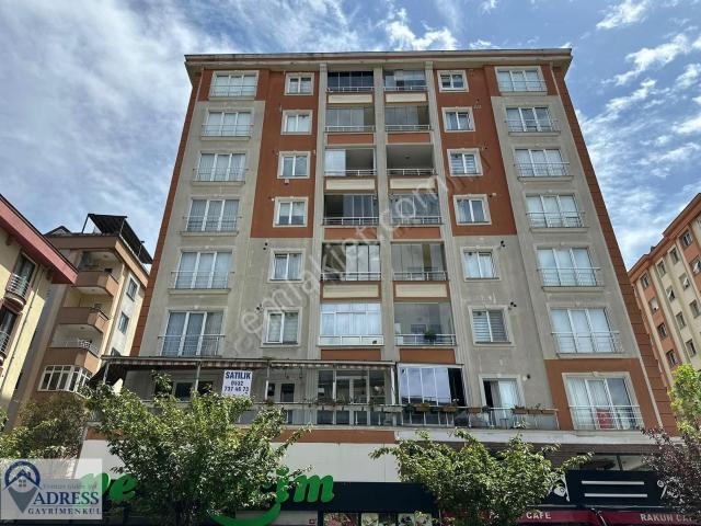 Ümraniye, İstanbul içerisinde satılık mülk