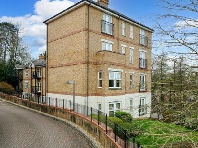 House for sale in Hammerfield, Pouchen End