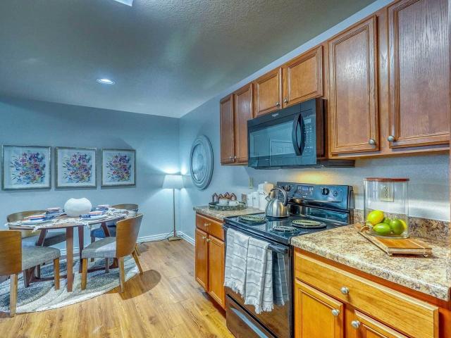 Apartment for rent in Sprayberry Winery Plaza, Midland