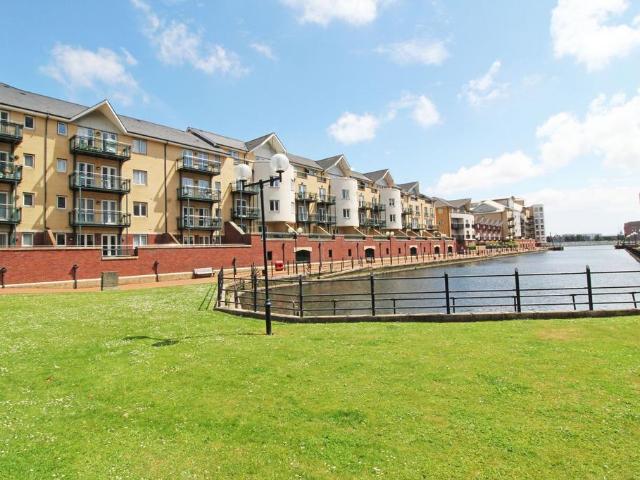 Apartment for rent in Cardiff Bay, Cardiff