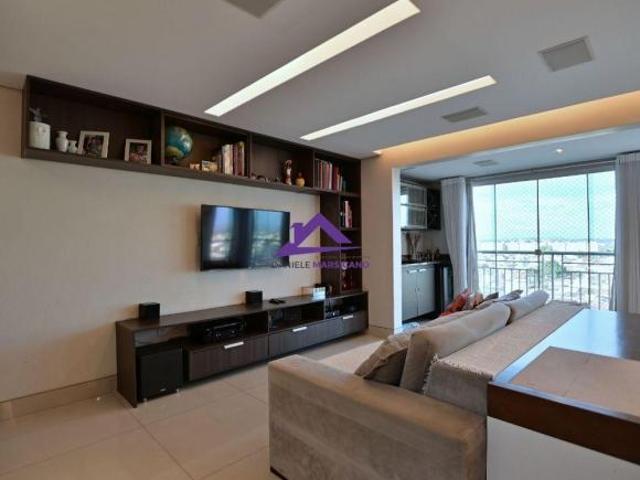 Apartamento venda em Região Geográfica Imediata do Distrito Federal, Região Integrada de Desenvolvimento do Distrito Federal e Entorno