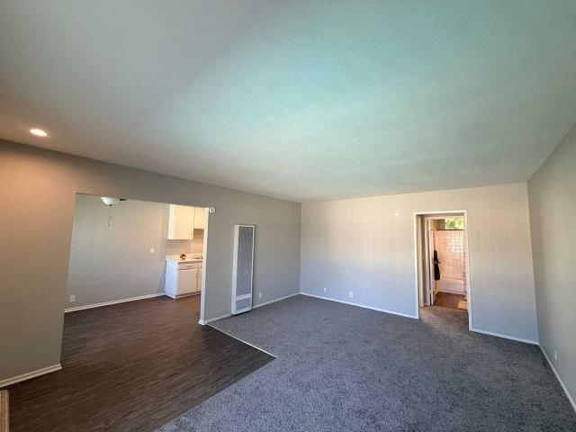 Apartment for rent in Koreatown, Garden Grove