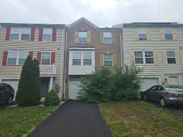 House for sale in Falling Waters, West Virginia
