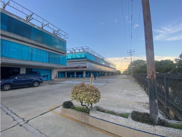 Local Comercial en alquiler en Zona Industrial, Valencia