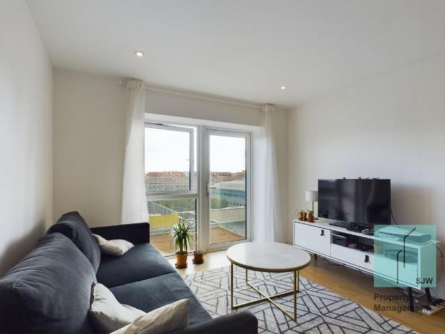 House for rent in Colindale, Greater London