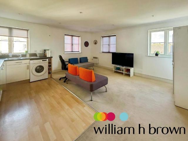 Apartment for rent in Mile End, Fordham Heath