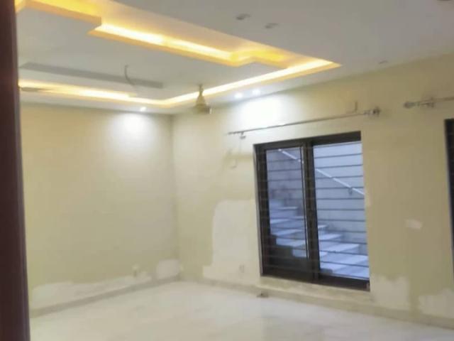 House for sale in ایف-17, F-17