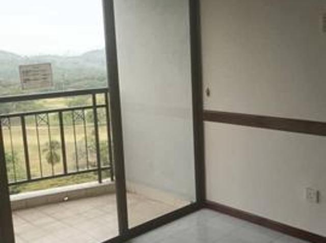 Apartment for sale in Malaka
