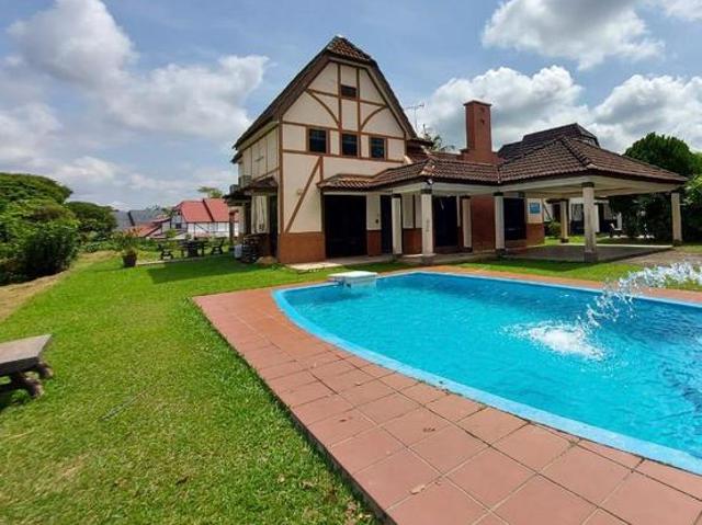 Bungalow for sale in Malaka