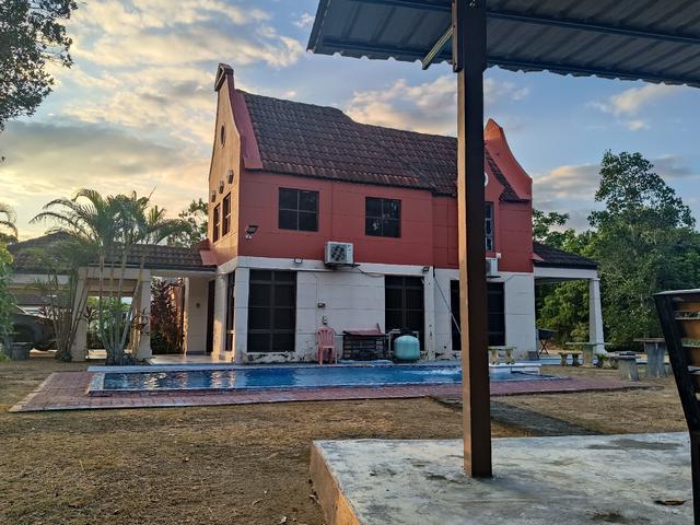 Bungalow for rent in Malaka