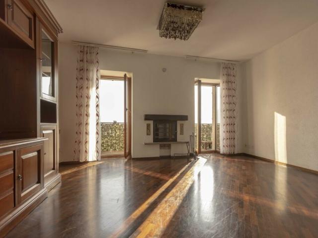 Wohnung kaufen in Aldesago, Tessin