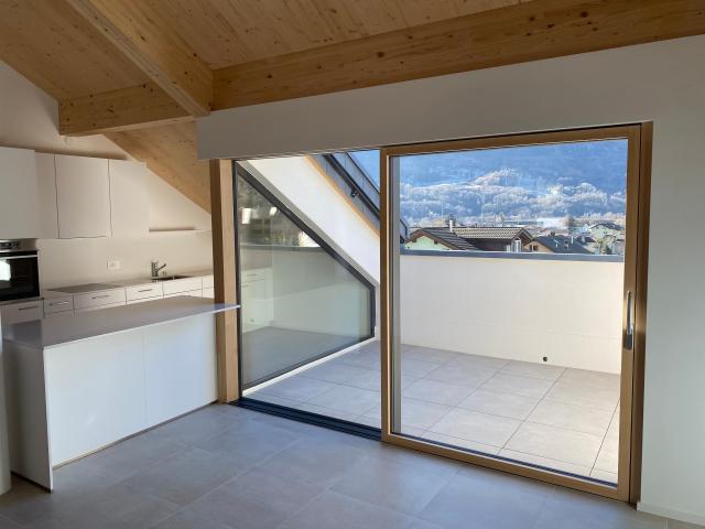 Attikawohnung kaufen in Biasca, Tessin