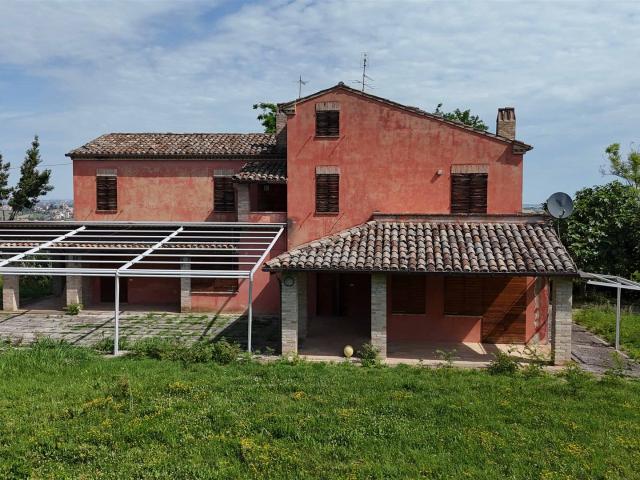 Casa in vendita a Marche, Fermo