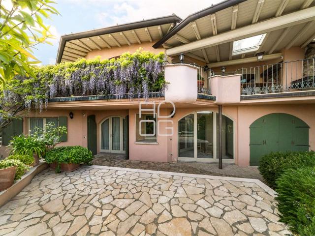 Villa Indipendente in affitto a Zona Centro, Brescia
