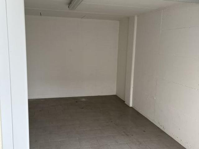 Box in affitto a Val d’Enza, Re