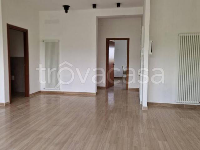Appartamento in affitto a Faedis, Friuli-Venezia Giulia