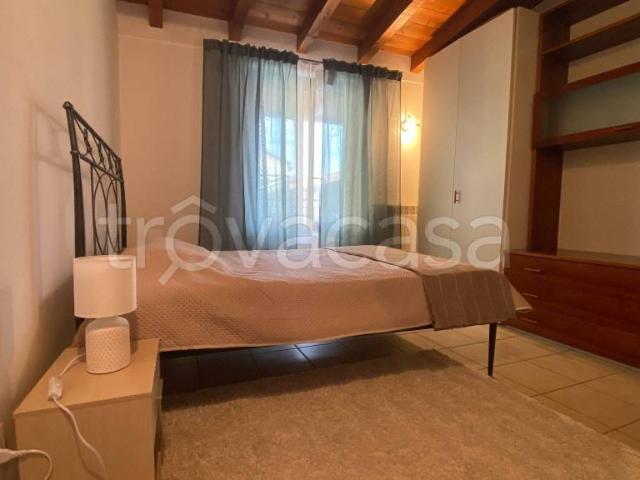 Appartamento in affitto a Castegnate, Castellanza