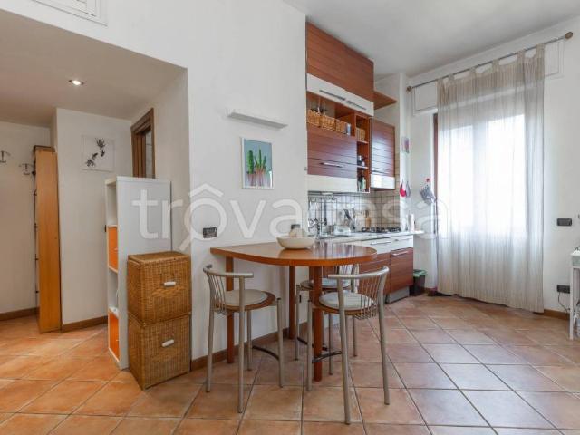 Monolocale in affitto a Ex Om - Morivione, Milano