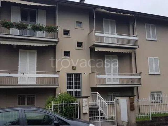 Appartamento in affitto a Redavalle, Lombardia