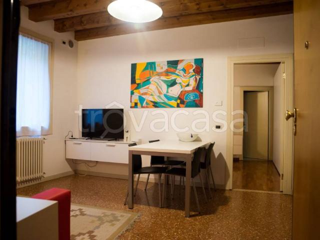 Appartamento in affitto a Borgo Berga, Vicenza