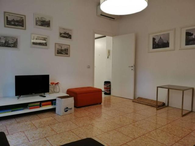 Appartamento in affitto a Municipio Roma VII, Roma Capitale