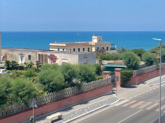 Appartamento in affitto a Lido di Enea, Roma Capitale