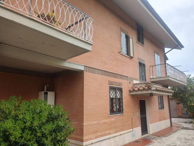 Appartamento in affitto a Municipio Roma XV, Roma Capitale