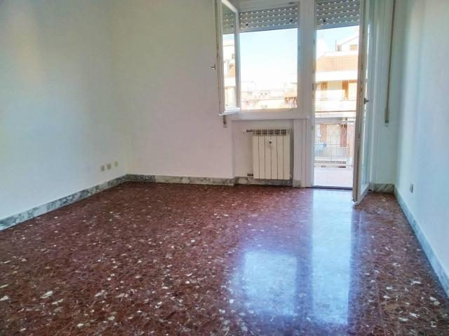 Appartamento in affitto a Municipio Roma VII, Roma Capitale