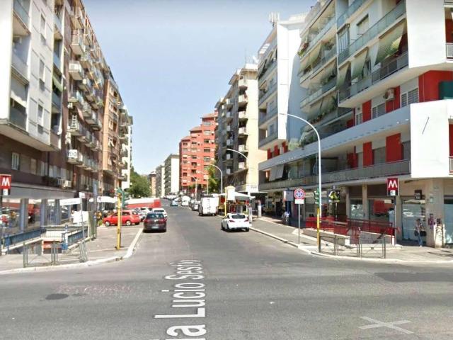 Appartamento in affitto a Municipio Roma VII, Roma Capitale