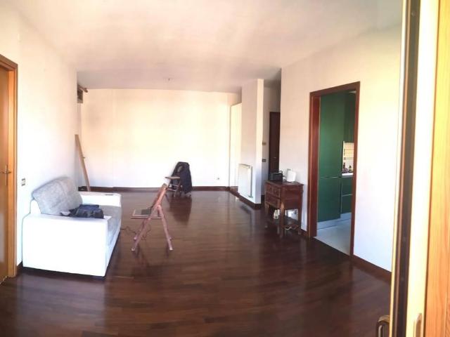Appartamento in affitto a Municipio Roma IX, Roma Capitale