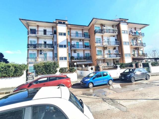 Appartamento in affitto a Laurentum, Roma Capitale