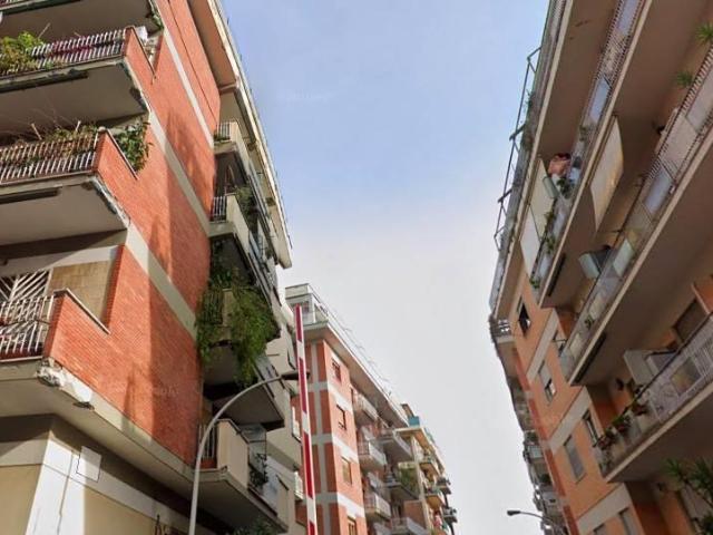 Appartamento in affitto a Municipio Roma VII, Roma Capitale