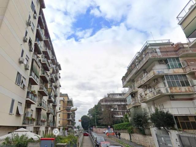 Appartamento in affitto a Municipio Roma VII, Roma Capitale