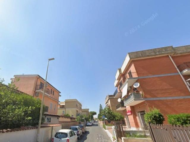 Appartamento in affitto a Municipio Roma X, Roma Capitale