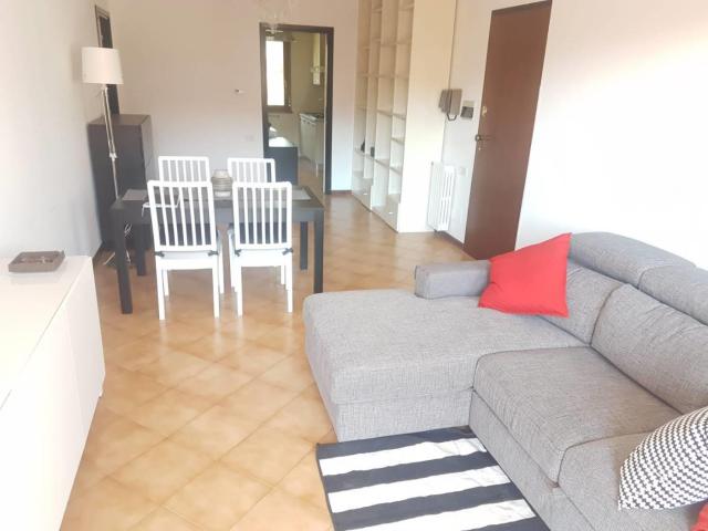 Appartamento in affitto a Mostacciano, Roma Capitale