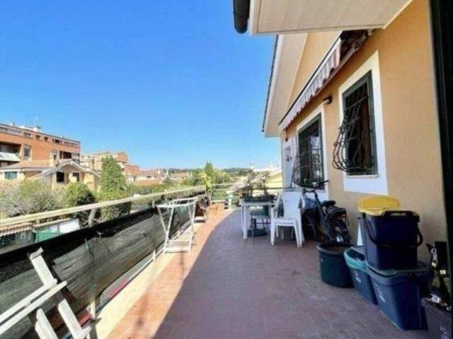 Appartamento in affitto a Poggio dell'Asino, Roma Capitale