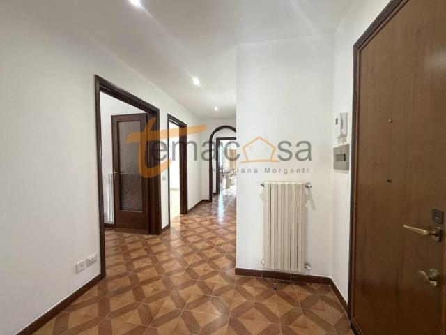 Appartamento in affitto a Municipio Roma VI, Roma Capitale
