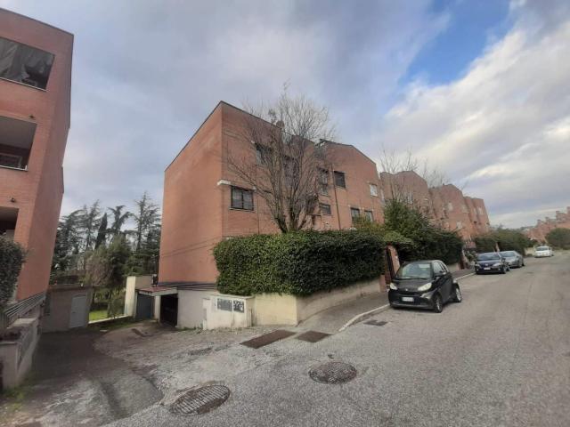 Appartamento in affitto a Municipio Roma XV, Roma Capitale