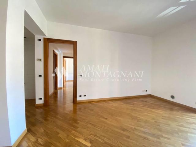 Appartamento in affitto a Municipio Roma I, Roma Capitale